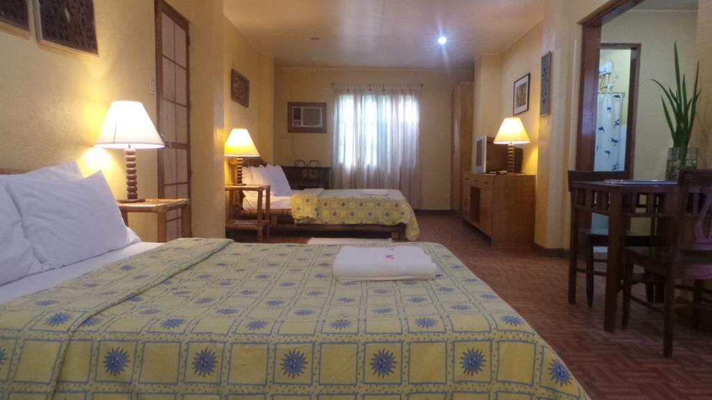 Sun Garden Hilltop Resort Manoc-Manoc Zimmer foto