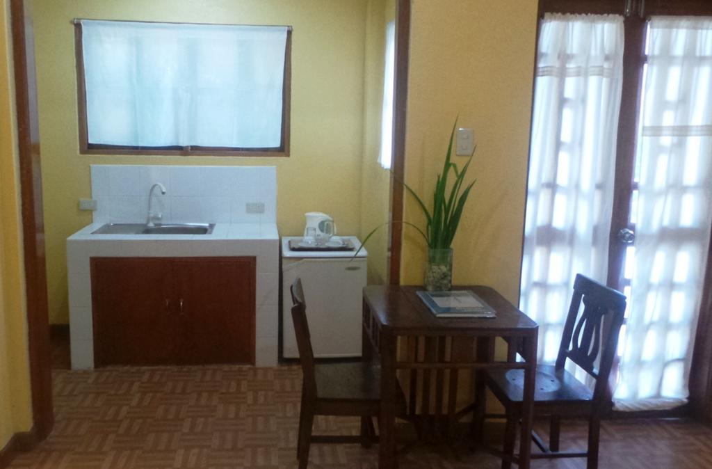 Sun Garden Hilltop Resort Manoc-Manoc Zimmer foto