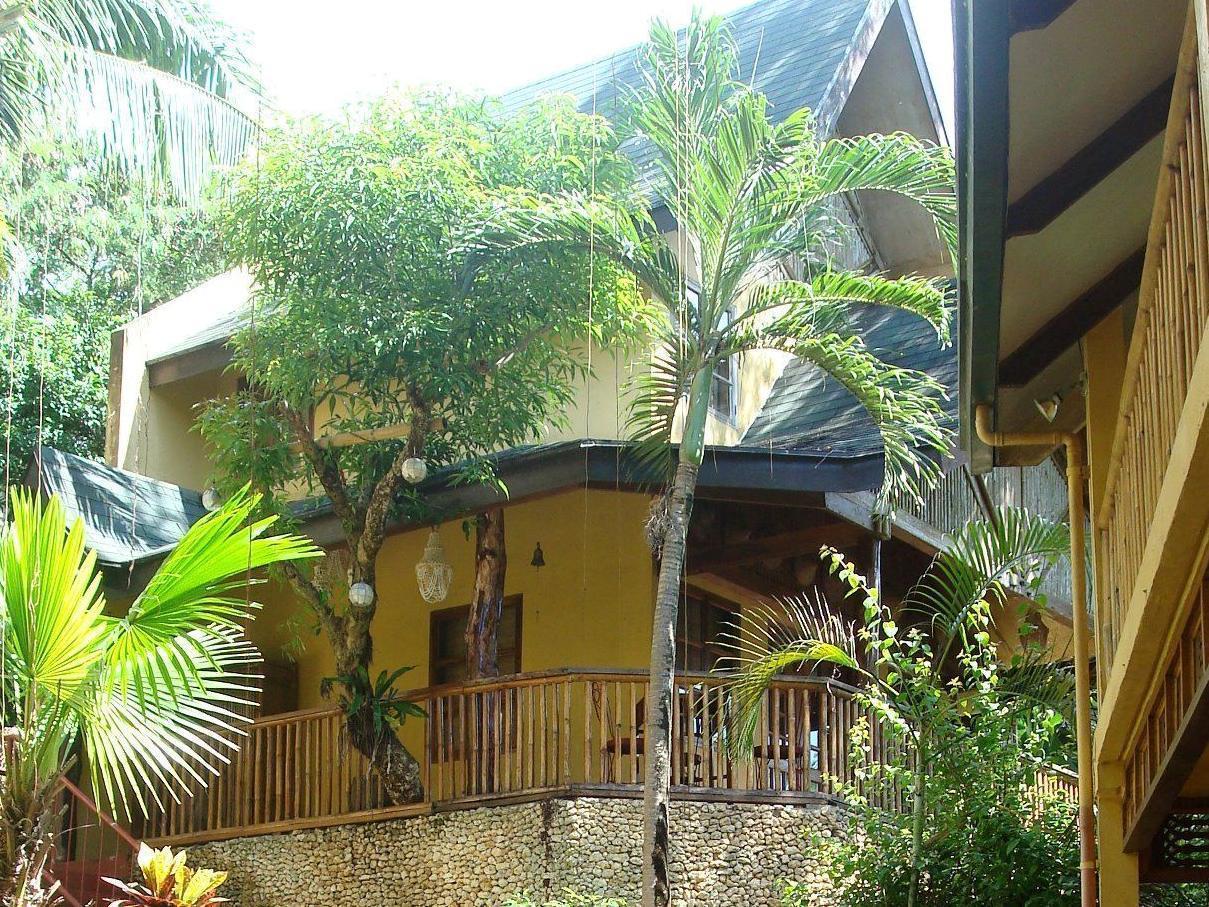 Sun Garden Hilltop Resort Manoc-Manoc Exterior foto